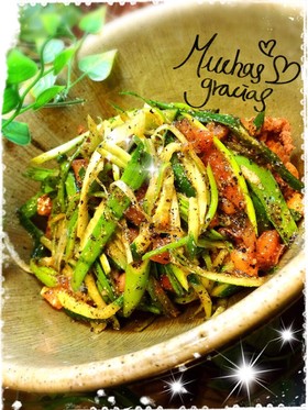 鳥から揚げのピリ辛レモン中華野菜乗せ
