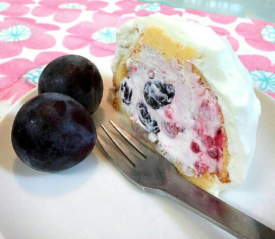 ケーキに☆ミックスベリークリームの画像