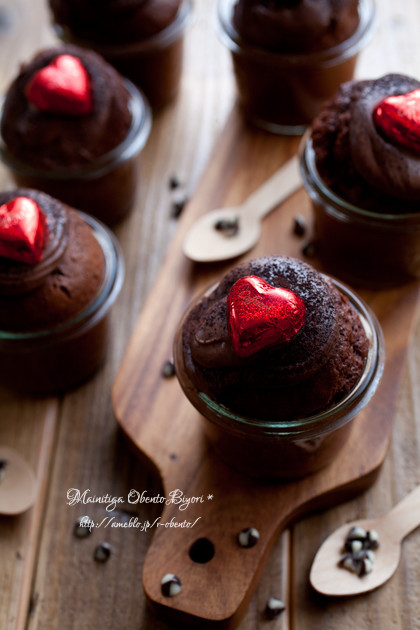 バレンタイン♡チョコレートカップケーキの画像