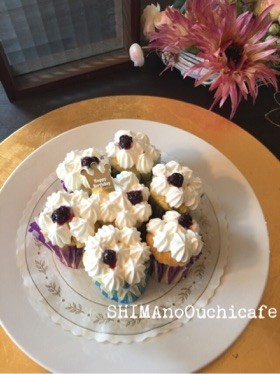 バニラヨーグルトマフィンdeホールケーキの画像