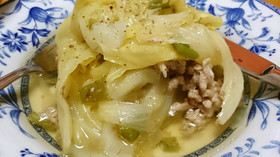 じわ旨☆キャベツと挽き肉の重ね蒸し