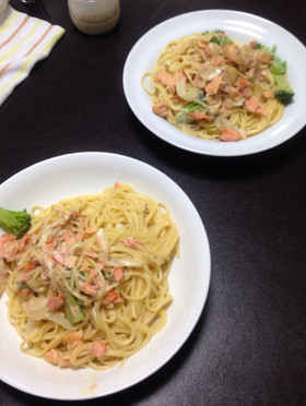 鮭とブロッコリーのクリームパスタ