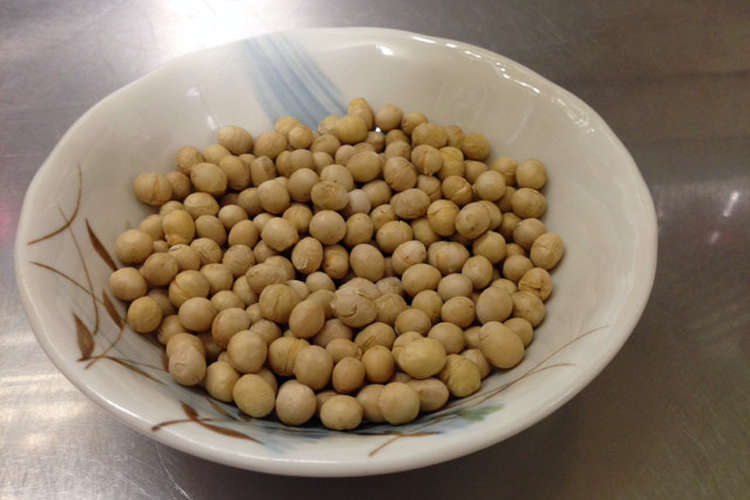 すぐ食べれる レンジでいり大豆 レシピ 作り方 By メイジートゥー クックパッド 簡単おいしいみんなのレシピが350万品