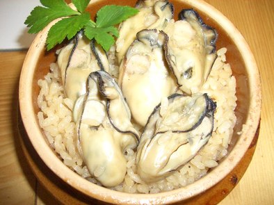 牡蠣釜飯の写真