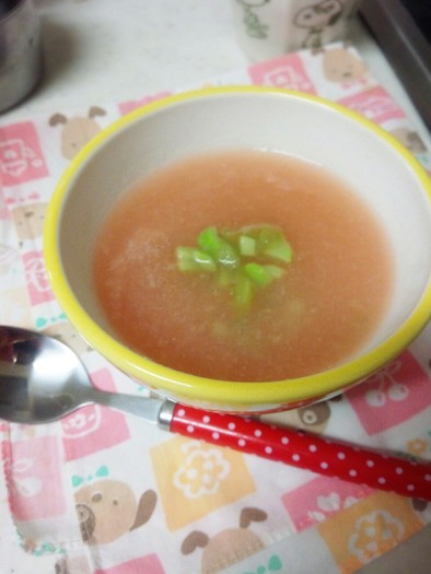 春を呼ぶ！大根とトマトの優しいスープの写真