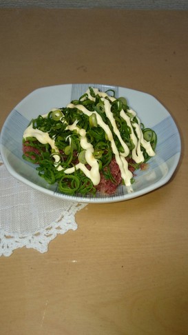 おつまみに!コンビーフのネギまみれ