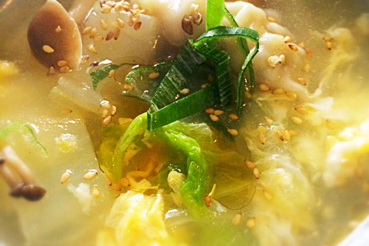 冷凍餃子で簡単10分 白菜で中華風スープ レシピ 作り方 By Wowochiyo クックパッド 簡単おいしいみんなのレシピが376万品