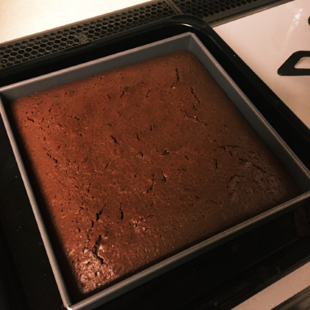計量簡単メレンゲ無しのチョコレートケーキの画像