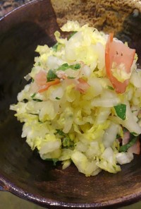 生ハムと白菜と大葉のサラダ？