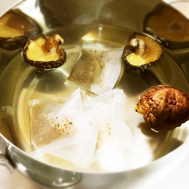 おでん♪うどんに♪干し椎茸のだしの取り方 by すみッコぐらし 【クックパッド】 簡単おいしいみんなのレシピが395万品