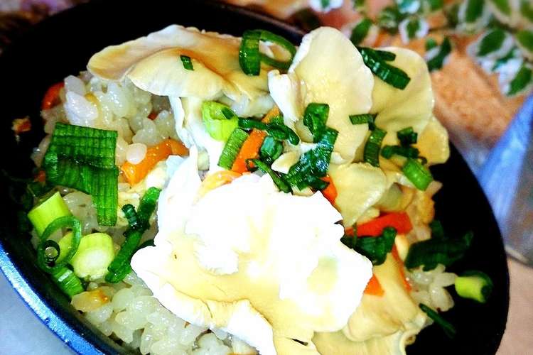 幸運のキノコ タモギ茸の炊き込み御飯 レシピ 作り方 By みみ クックパッド 簡単おいしいみんなのレシピが352万品