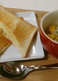 朝食に☆卵とチーズのホットサンド☆