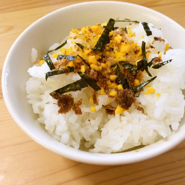 手作りできちゃうのりたまふりかけ レシピ 作り方 By ぽん クックパッド 簡単おいしいみんなのレシピが353万品