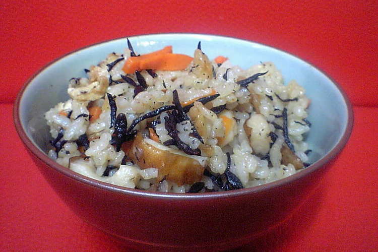 簡単 ﾍﾙｼｰ ひじきの炊き込みご飯 レシピ 作り方 By ぴりこ クックパッド