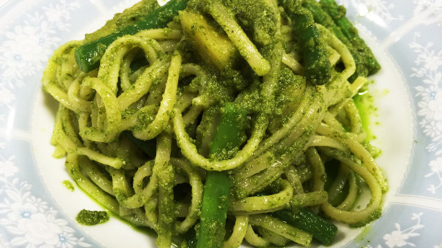 ペストジェノベーゼのパスタ レシピ 作り方 By さすらいくまさん クックパッド 簡単おいしいみんなのレシピが349万品