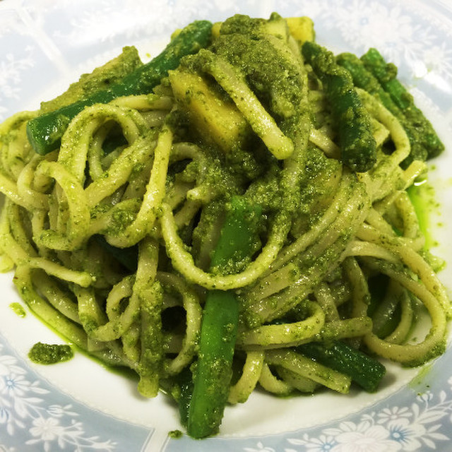 ペストジェノベーゼのパスタ レシピ 作り方 By さすらいくまさん クックパッド 簡単おいしいみんなのレシピが349万品