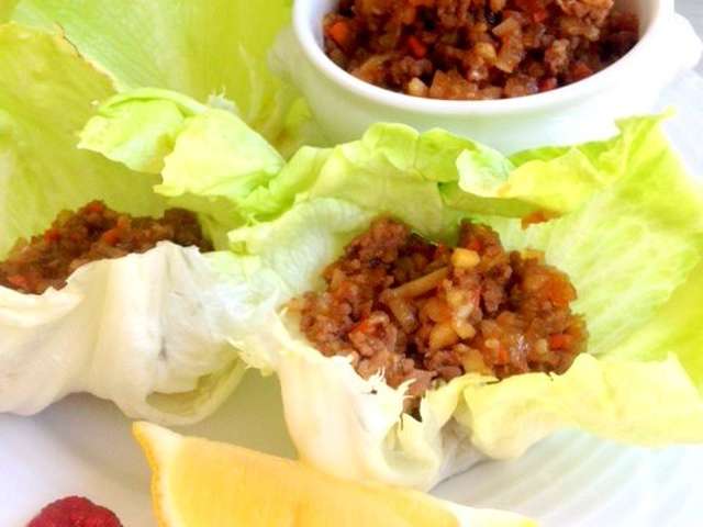 ひき肉そぼろ 肉味噌 のレタス包み By Aprea クックパッド 簡単
