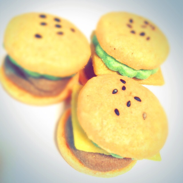 ハンバーガークッキー レシピ 作り方 By Mmm クックパッド 簡単おいしいみんなのレシピが357万品