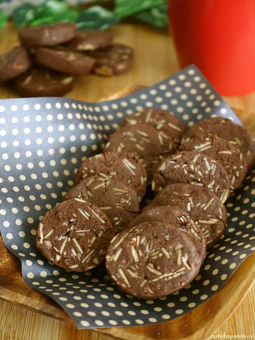 チョコレートココナッツネストクッキーのレシピ