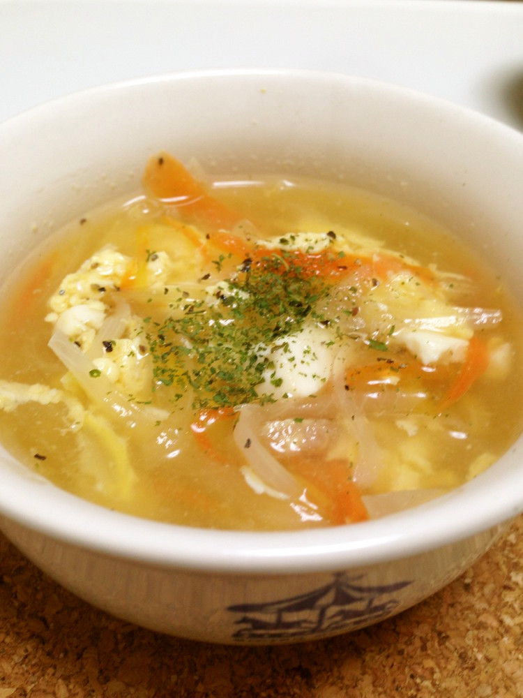 ふんわり卵と豆腐のコンソメスープの画像