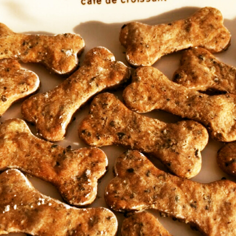 みんなが作ってる 全粒粉 犬クッキーのレシピ クックパッド 簡単おいしいみんなのレシピが350万品