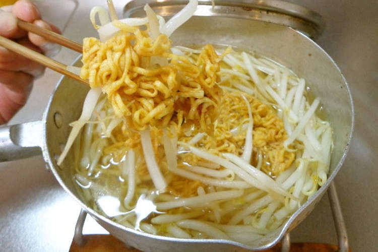 最速のもやしスープ チキンラーメン レシピ 作り方 By 嬉野ダイバー クックパッド 簡単おいしいみんなのレシピが353万品