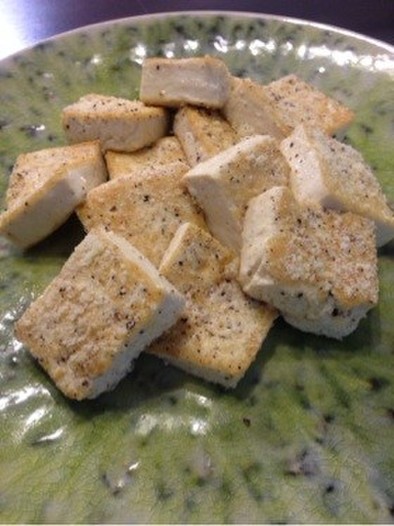 こんがり焼き豆腐のチーズ風味♪の写真