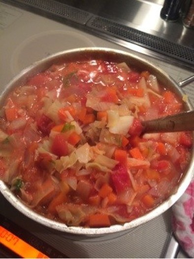 野菜たっぷり！ダイエットスープの写真