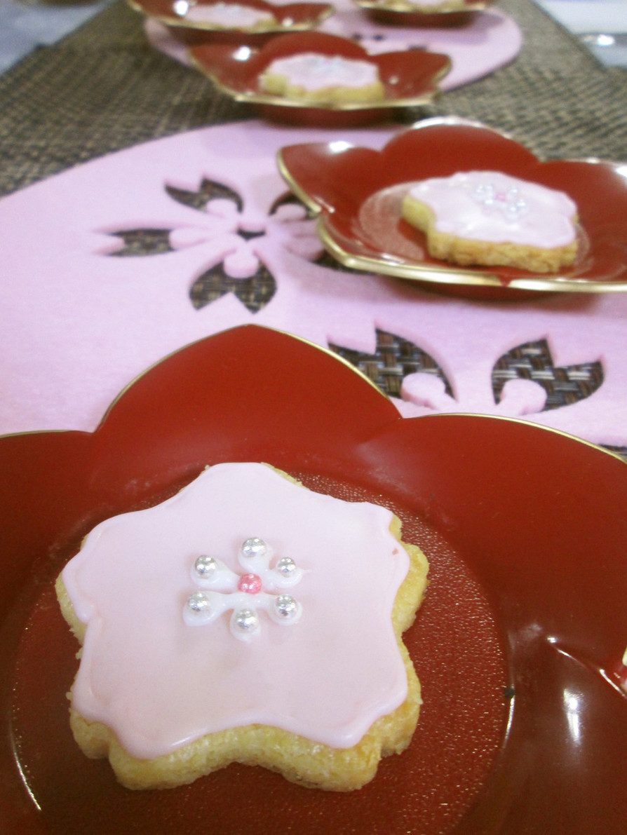 桜のアイシングクッキーの画像