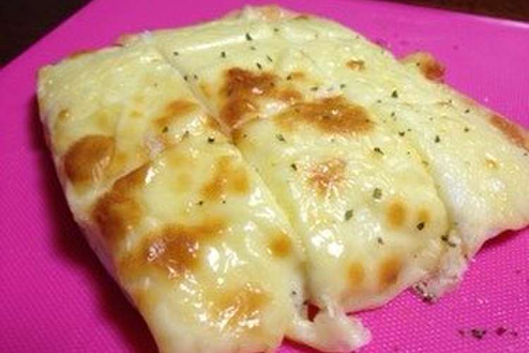 こんがりチーズのせ白はんぺん レシピ 作り方 By ようこフィー クックパッド 簡単おいしいみんなのレシピが355万品