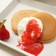 全粒粉パンケーキ　ラズベリーソース