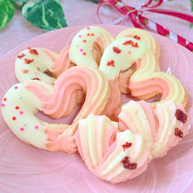 ピンクの♡ハート絞り出しクッキー