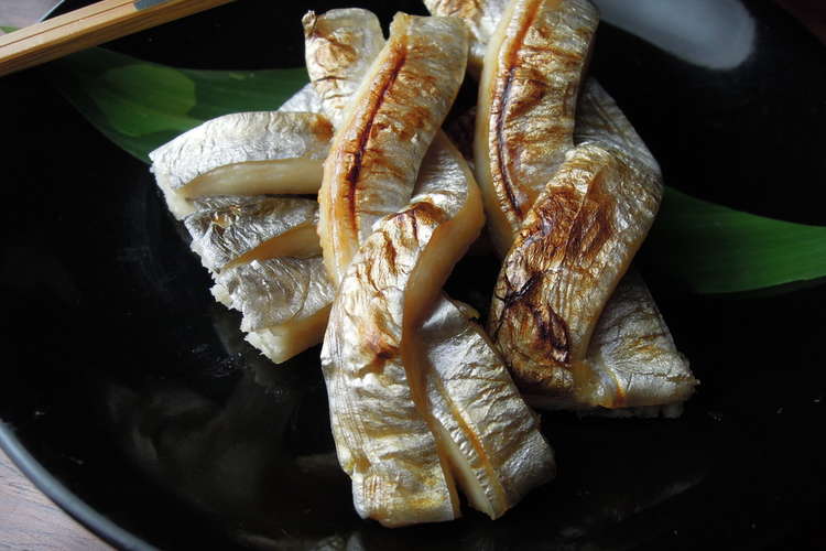 太刀魚の手綱焼き 家庭で作れる会席料理 レシピ 作り方 By のじ孝文 クックパッド 簡単おいしいみんなのレシピが362万品