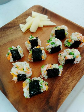 離乳食後期~☆軟飯カラフルおにぎり