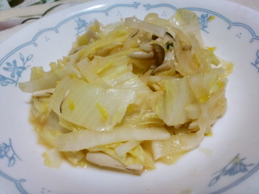 白菜と大根ときのこのピリ辛炒めの画像