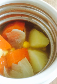 スープジャーで簡単☆ポトフ風野菜スープ