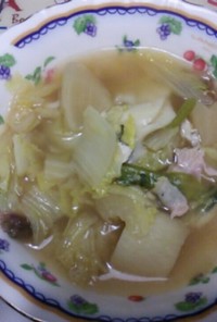 鱈と水餃子のスープ