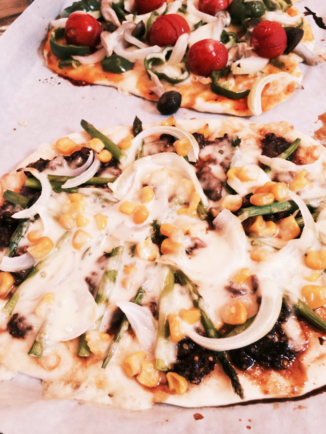 ヨシダソースで照り焼きピザの画像