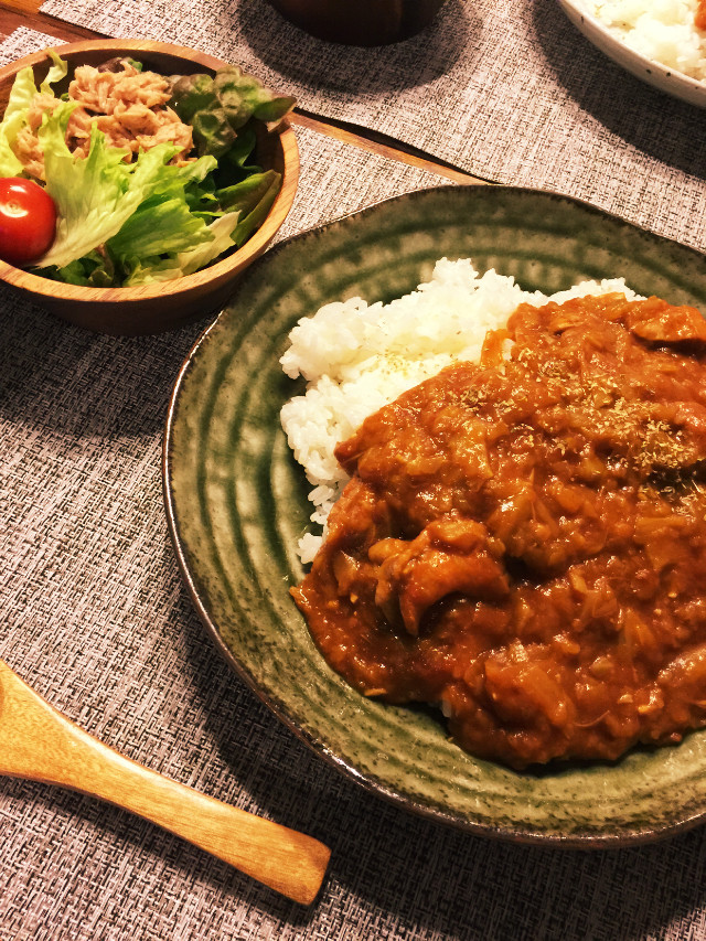 キャベツ大量消費！キャベツのトマトカレーの画像