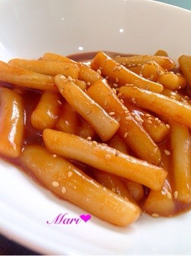 簡単*もちもち旨辛♡手作りトッポギ♡