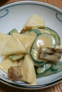胡瓜と蕪の奈良漬タルタルサラダ