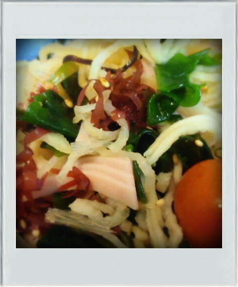 ■簡単お弁当■海藻と切干大根サラダ減量昼の画像