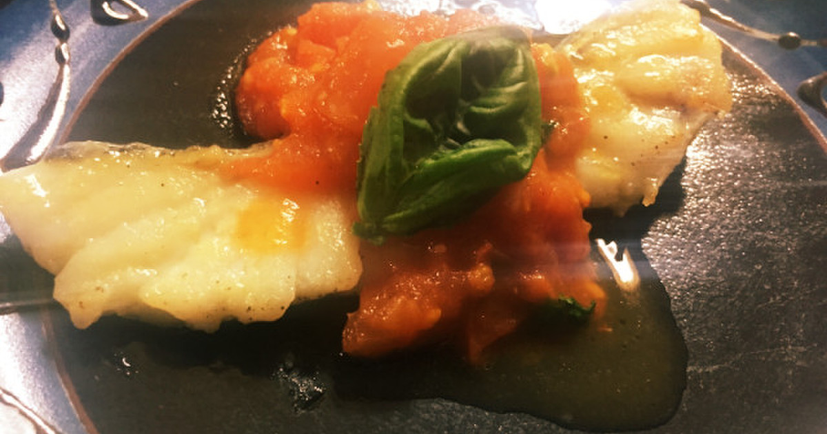 タラのムニエル トマトバジルソース レシピ 作り方 By おかまい0598 クックパッド