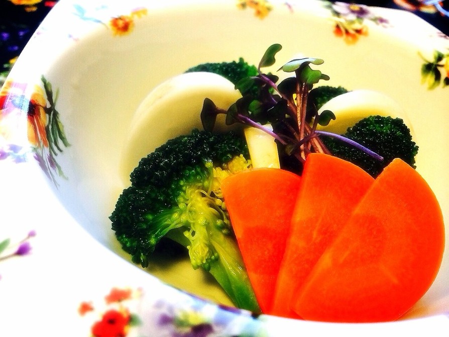 小カブと彩り野菜の中華ドレッシングの画像