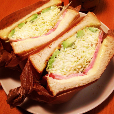 沼サン♩簡単キャベツたっぷりサンドイッチの写真