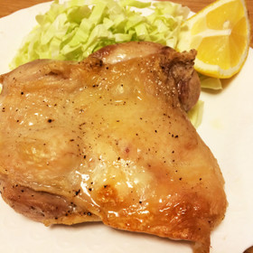 簡単おかず♡鳥もも肉で旨塩チキンステーキ