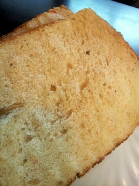 ＨＢで★ふわふわあま～いグラノーラ食パンの画像