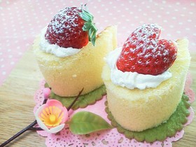 市販ロールで簡単♪ひなまつり☆苺ケーキ