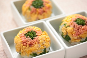 菜の花の手まり寿司