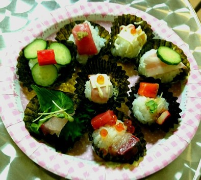 簡単❗ひな祭りは作って食べる♥手まり寿司の写真
